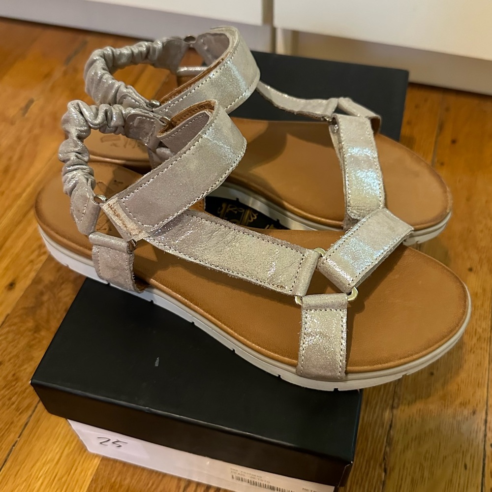 DNA Footwear Metallic Leather Sandals